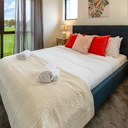 Peaceful Park View Townhouse 2 Bed W/Carpark Apartamento Christchurch Exterior foto