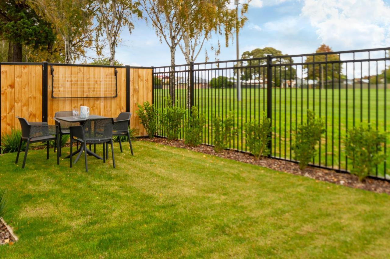 Peaceful Park View Townhouse 2 Bed W/Carpark Apartamento Christchurch Exterior foto
